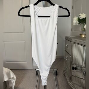 $125 SXA White One Piece Swimsuit Size Large New NWT